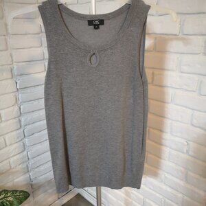 Chic by Jacob Ladies Size Small Grey Sleeveless Lightweight Sweater